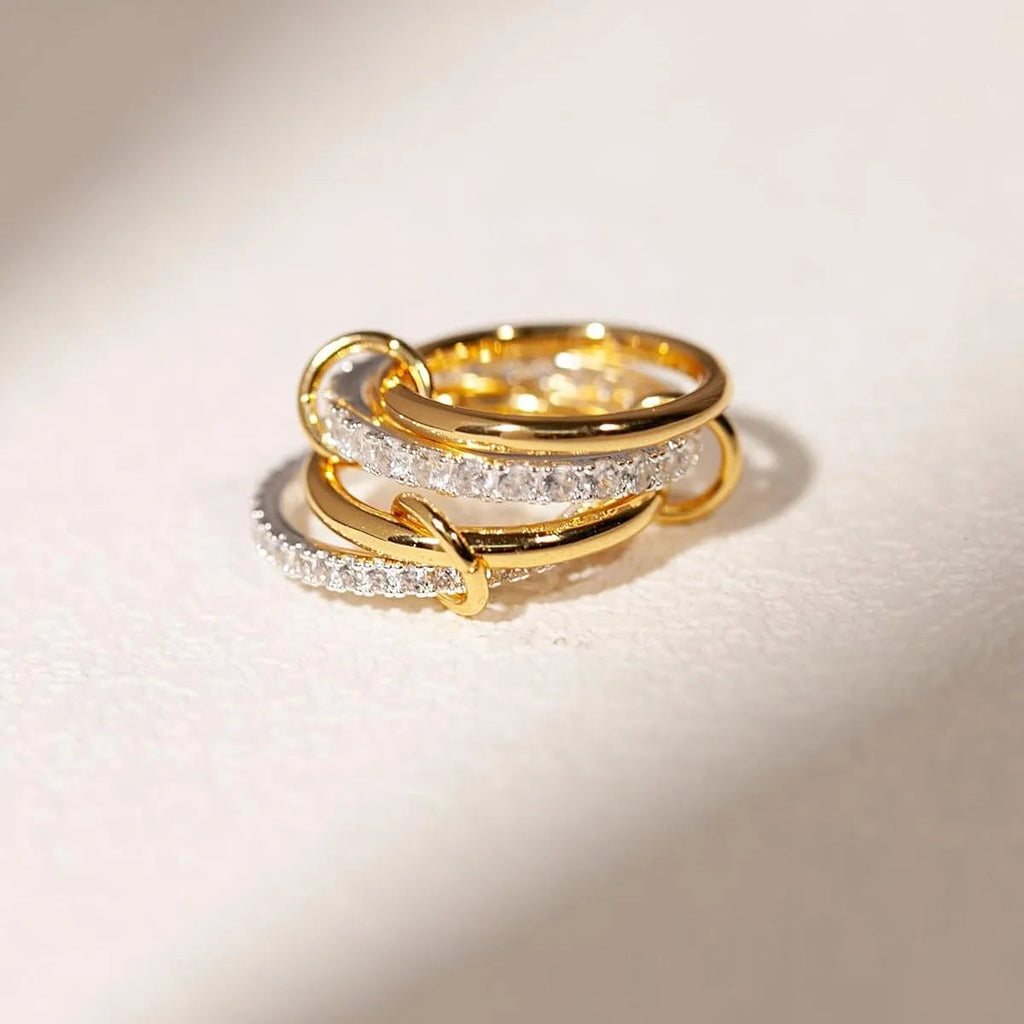 Women Interlocked RIngs Gold