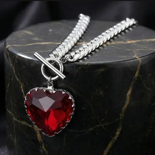 Heart Necklace Garnet